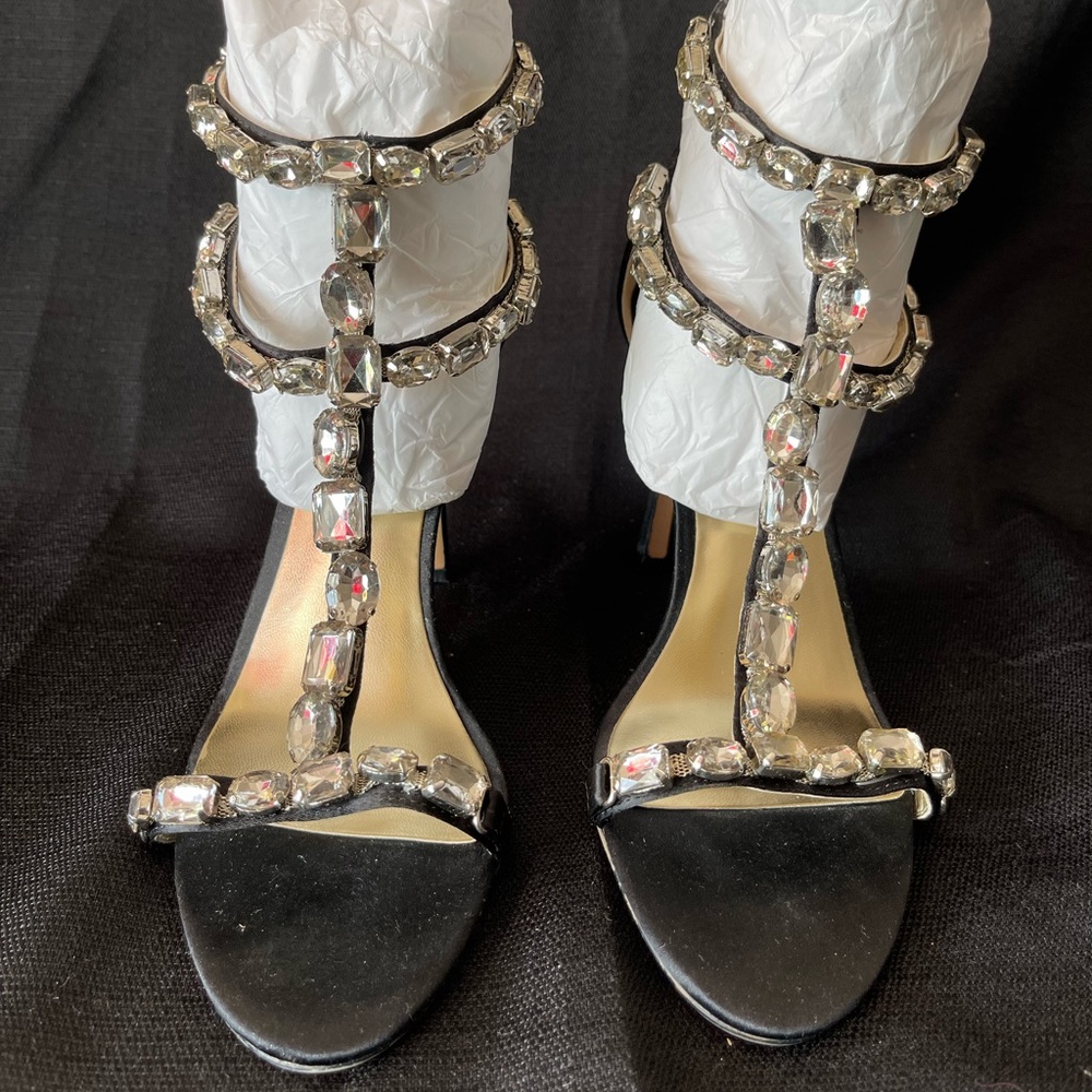 Nine West Black Satin Jeweled Zip Back Heel Size 8
